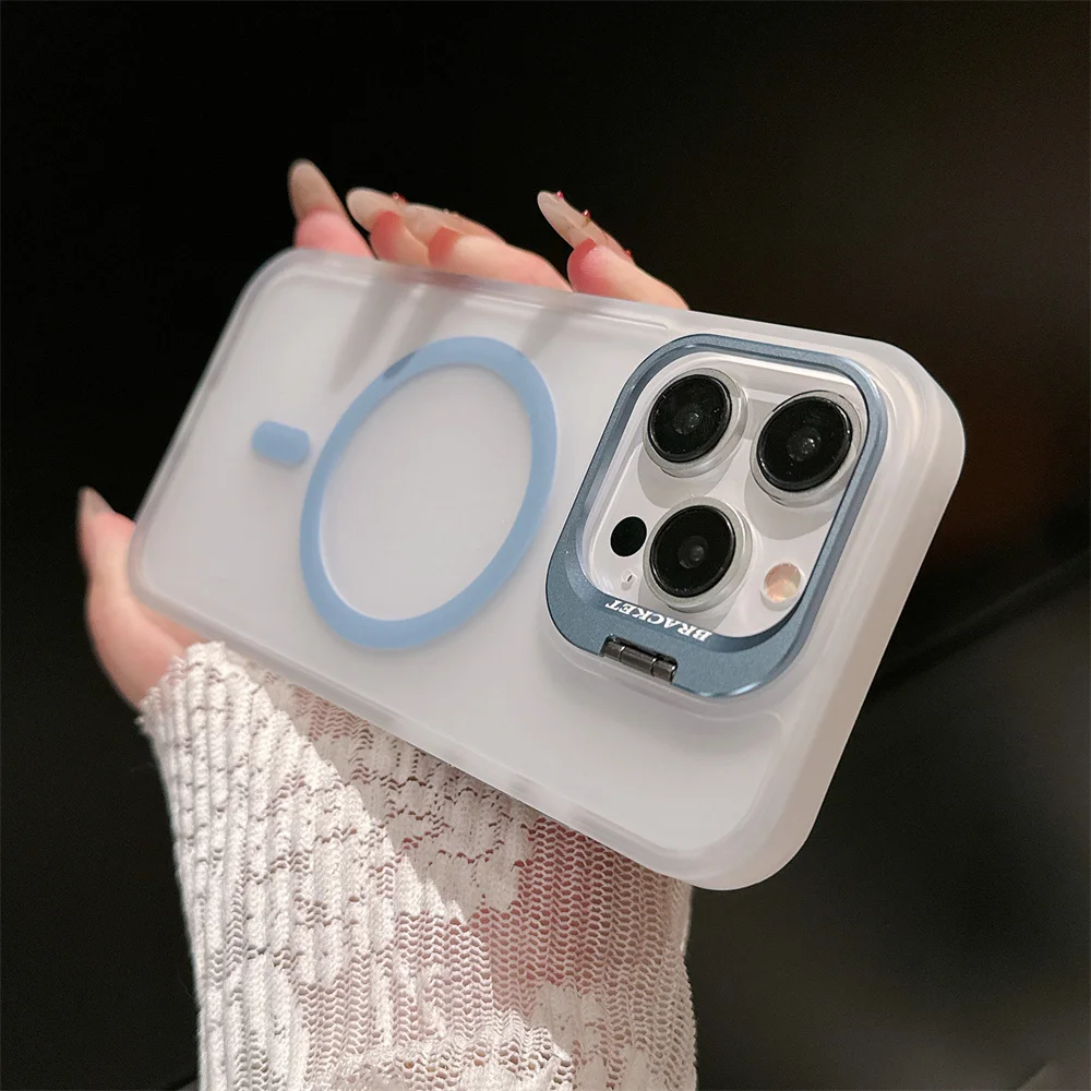 Fashion Magnetic Luxury Matte Translucent Case for IPhone 15 14 13 12 11 Pro Max Plus for Magsafe Wireless Charge Protect Cover